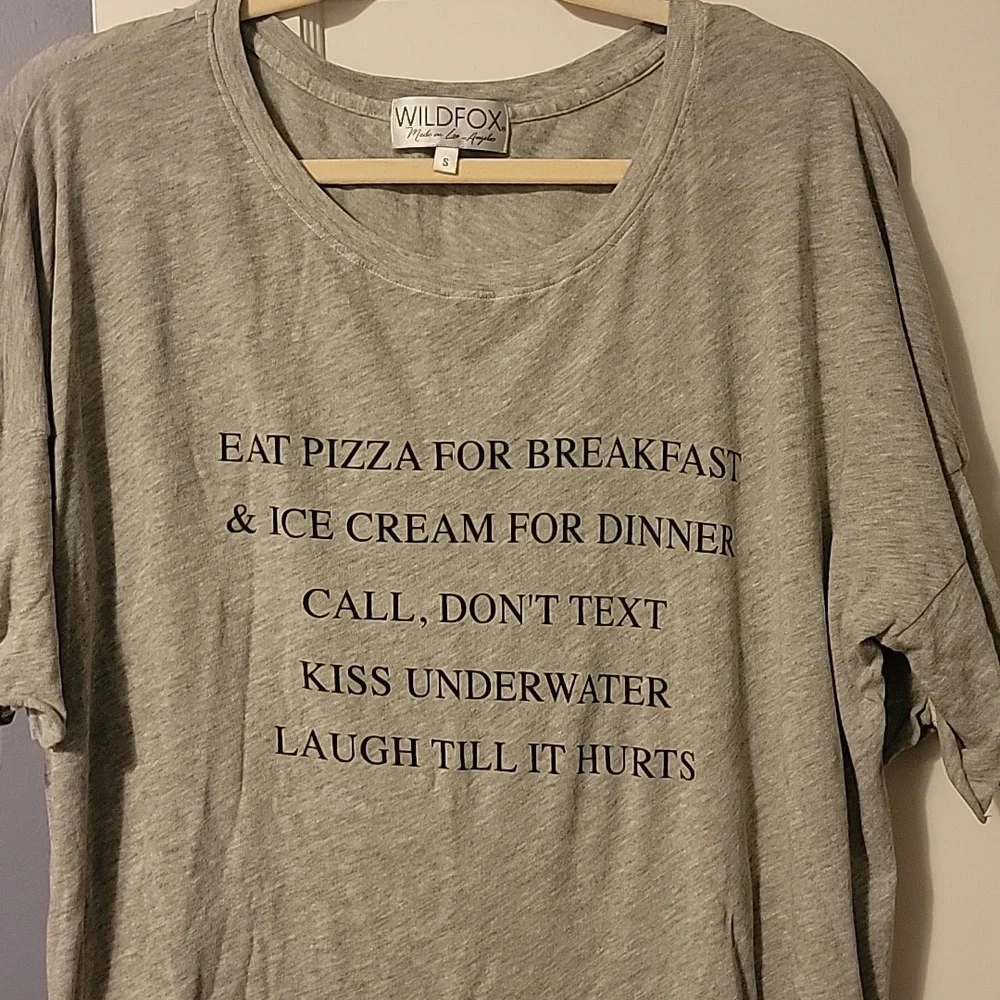 Wildfox Tee 🩶 - Picture 3 of 5